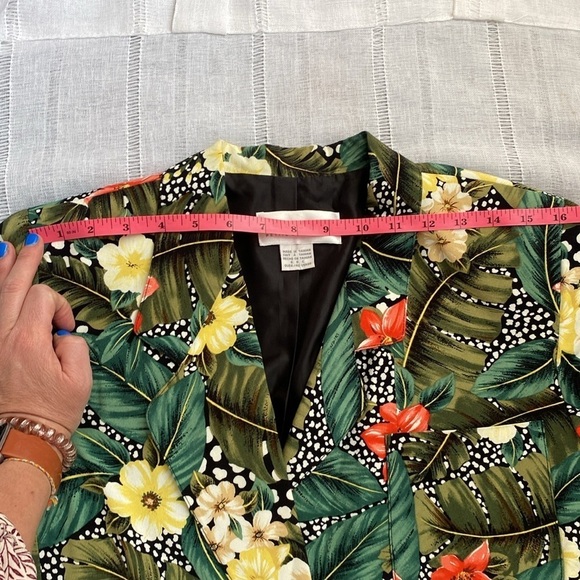 Liz Claiborne vintage botanical blazer. - Picture 8 of 12
